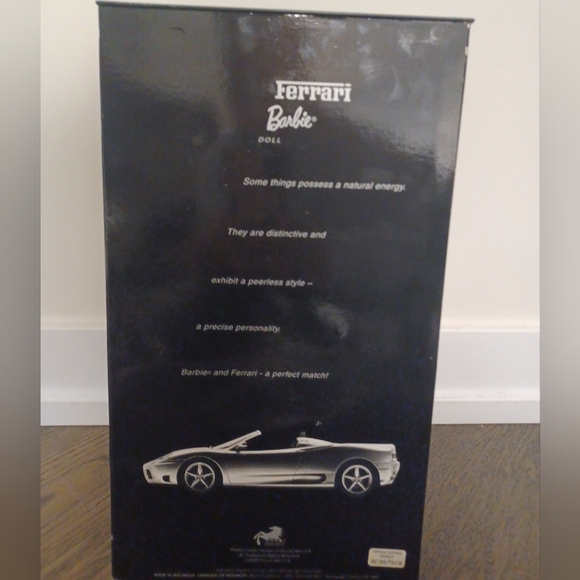 Barbie Ferrari Doll in Leather Suit Outfit Collector Edition 2000 Mattel 28534 - Picture 2 of 14